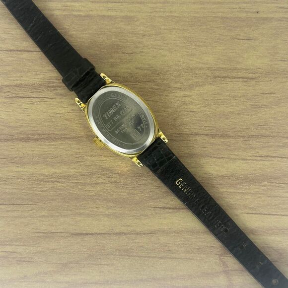 Timex Gold Oval Women’s Watch – Black Dial & Textured Leather Band - Picture 4 of 6